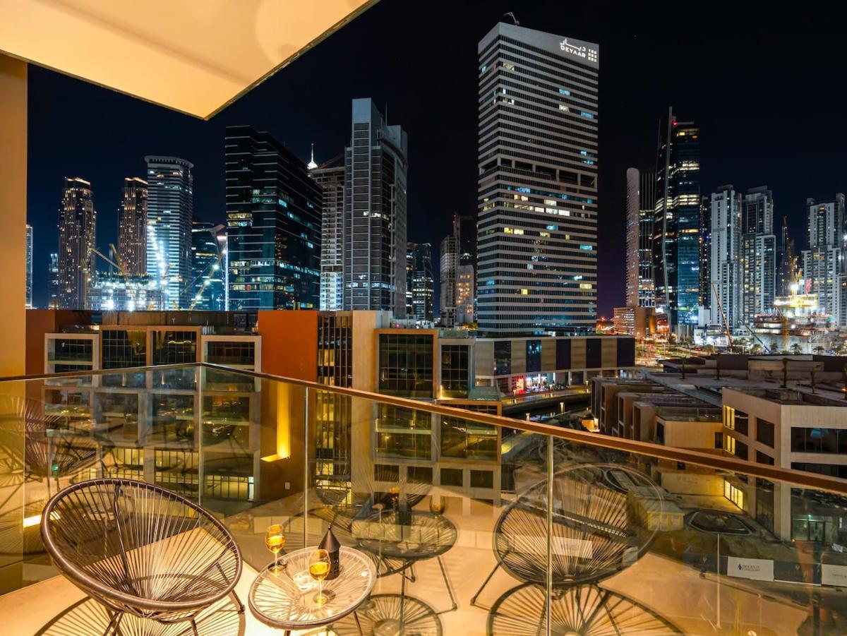 Lux Burj View In Downtown 10 Min Mall * Dubai