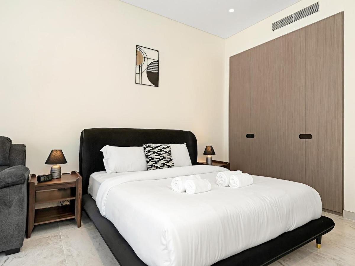 Lux Burj View In Downtown 10 Min Mall Apartment Dubai