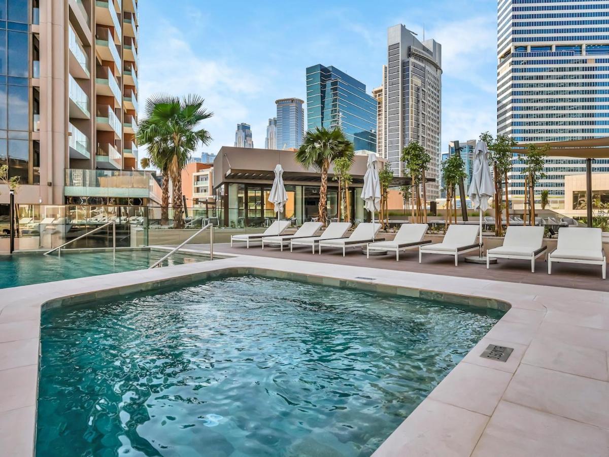 Apartment Lux Burj View In Downtown 10 Min Mall Dubai